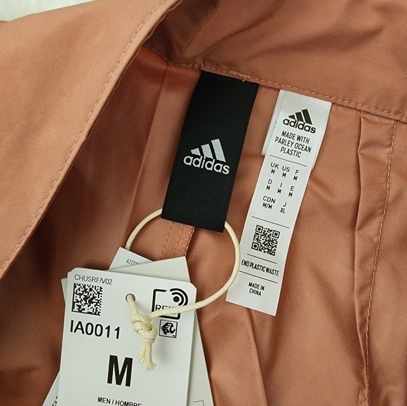 Adidas CITY ESCAPE PREMIUM SHORTS. Cargo Shorts. Size Medium. Color Clay… - Picture 9 of 9